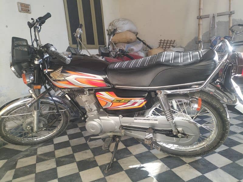 Honda 125 lunch condition 1