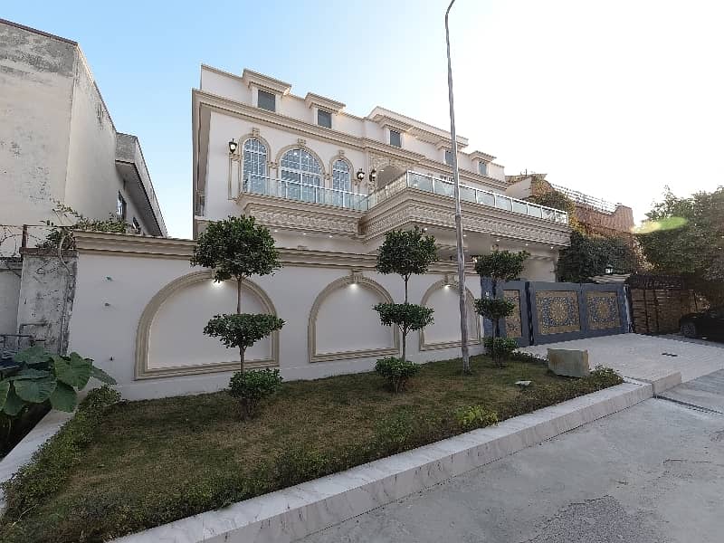 1 Kanal Spacious House Available In G-13/2 For sale 2