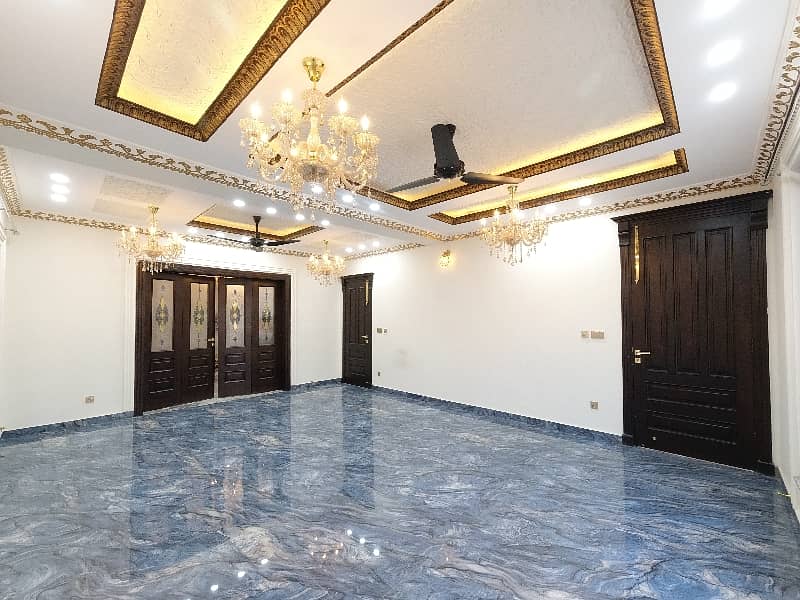 1 Kanal Spacious House Available In G-13/2 For sale 8