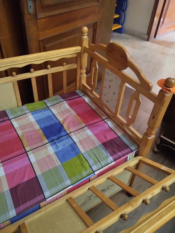 Baby cot for sale along with mattress 8