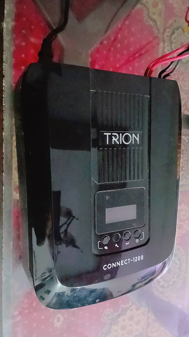 Trion tc-1200 UPS 3