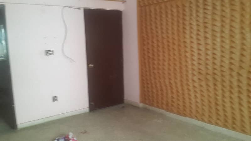 two bed dd apartment for rent in johar 7