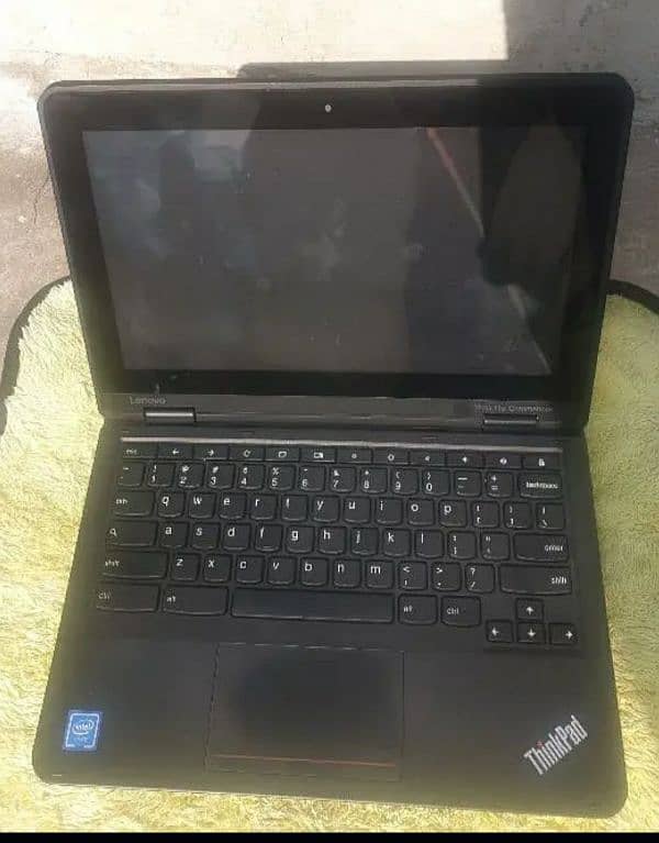 Lenovo ThinkPad Chrome Book  Yoga 11e 4th Gen Touch and Type 4 GB 64 G 10