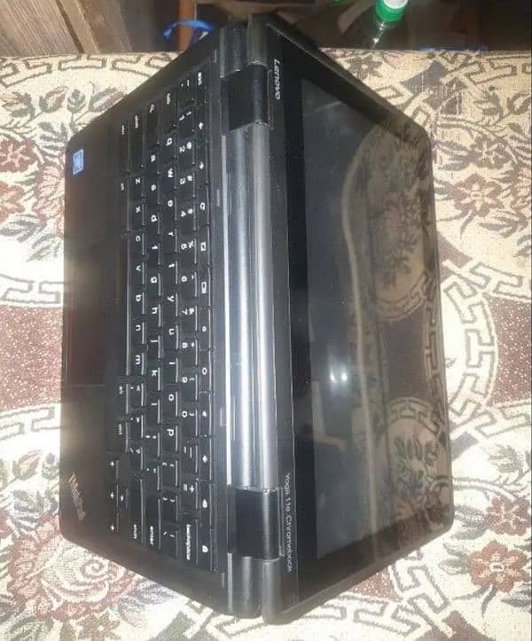 Lenovo ThinkPad Chrome Book  Yoga 11e 4th Gen Touch and Type 4 GB 64 G 12