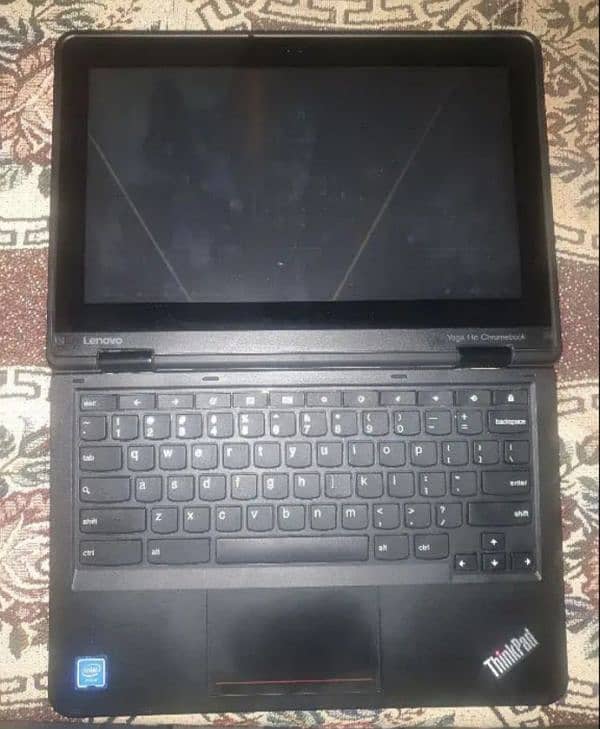 Lenovo ThinkPad Chrome Book  Yoga 11e 4th Gen Touch and Type 4 GB 64 G 13