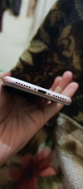 iphone 7 32 gb Pta approved 1