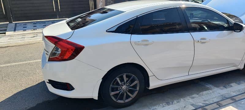 Honda Civic Oriel 2018 14