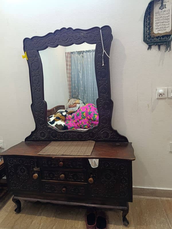 pure wooden dressing table 3