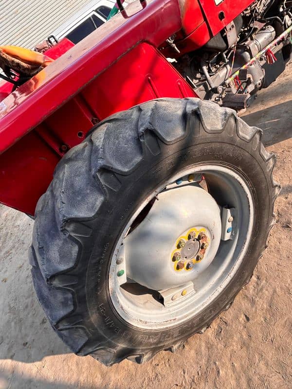 Massey tractor 2009 Model 4