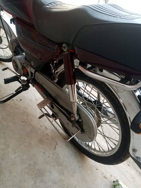 Honda CD 2019 3