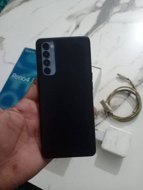 oppo reno 4 pro 8 / 256 with box charger 4