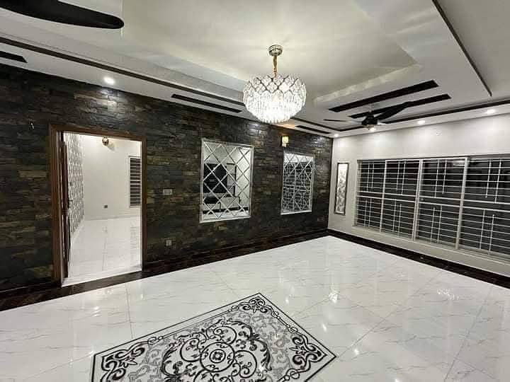 1 kanal upper portion available for rent in Velencia housing society Lahore 11