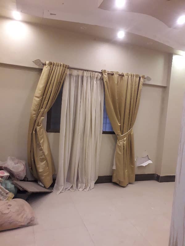 three bed dd leased apartment for sale in johar 3