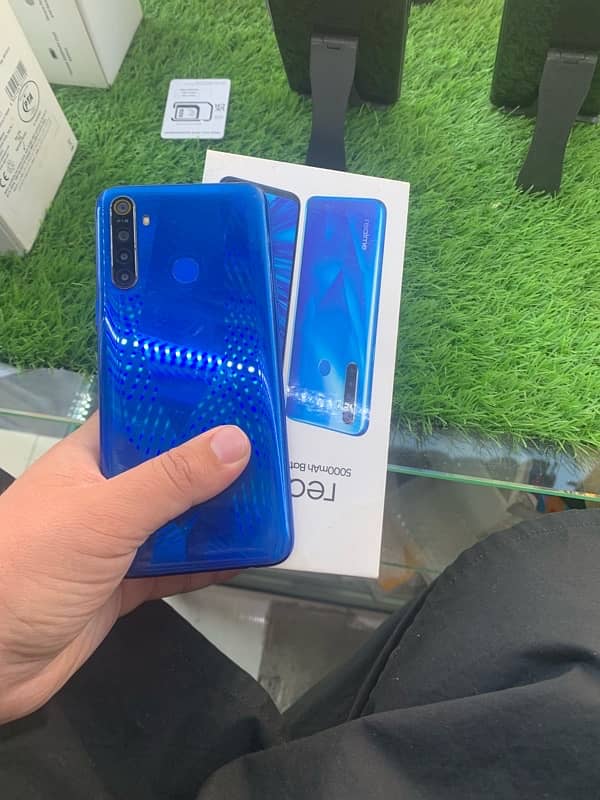 Realme 5 mobile 4 64 with box and original charger 1