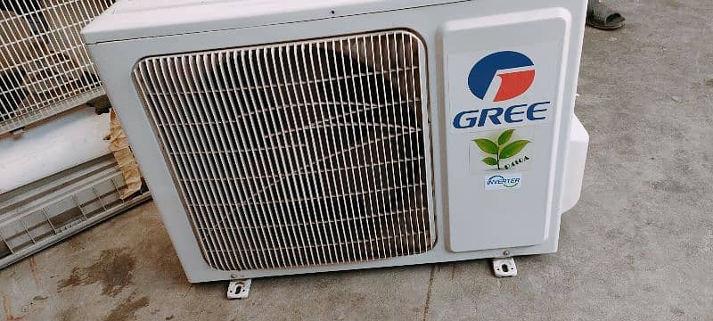 Gree 1 ton Dc inverter new 0