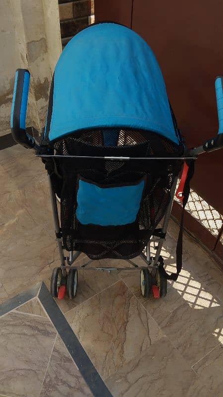 STROLLER JUST LIKE NEW 3