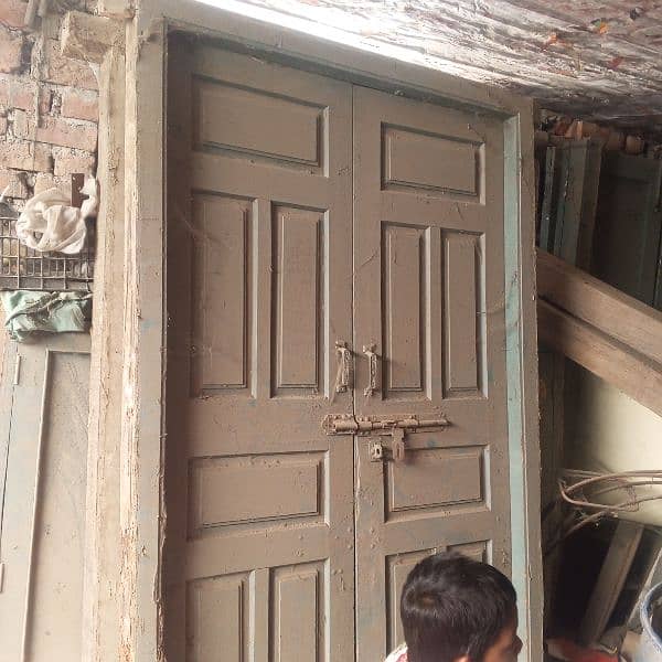 Used Doors available with low price 1