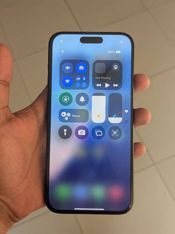 IPhone 15 Pro Max 256GB 100 Health 10/10 7