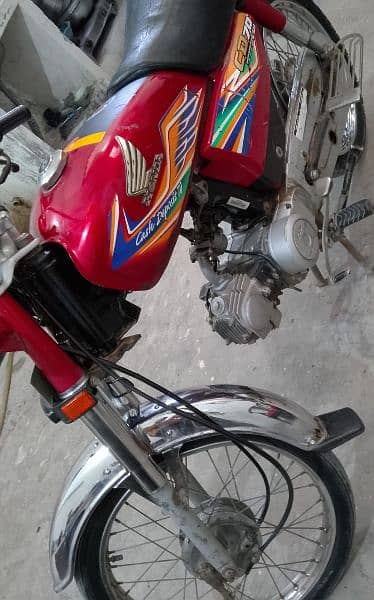 honda cd70 urgent sale 3