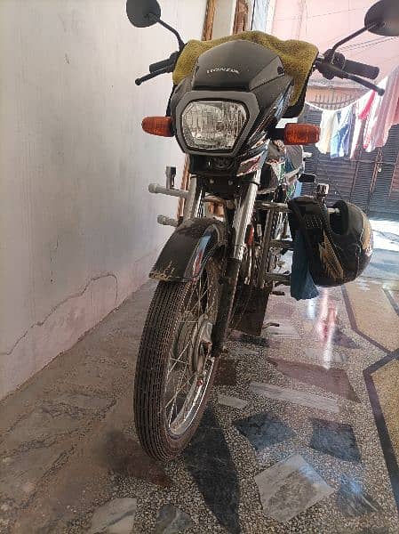 honda CD 70 dream 2024 model . registration 1.1. 2025 2