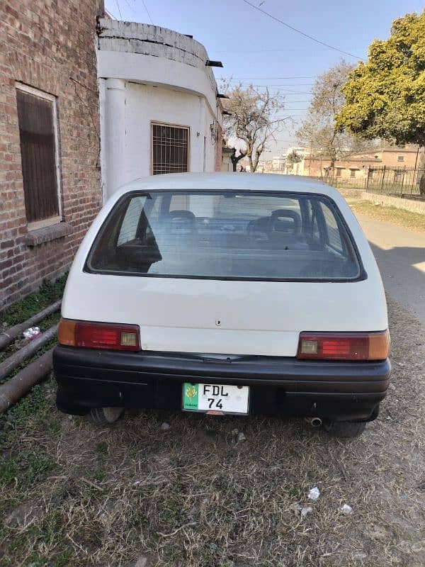 Daihatsu Charade 1987 0