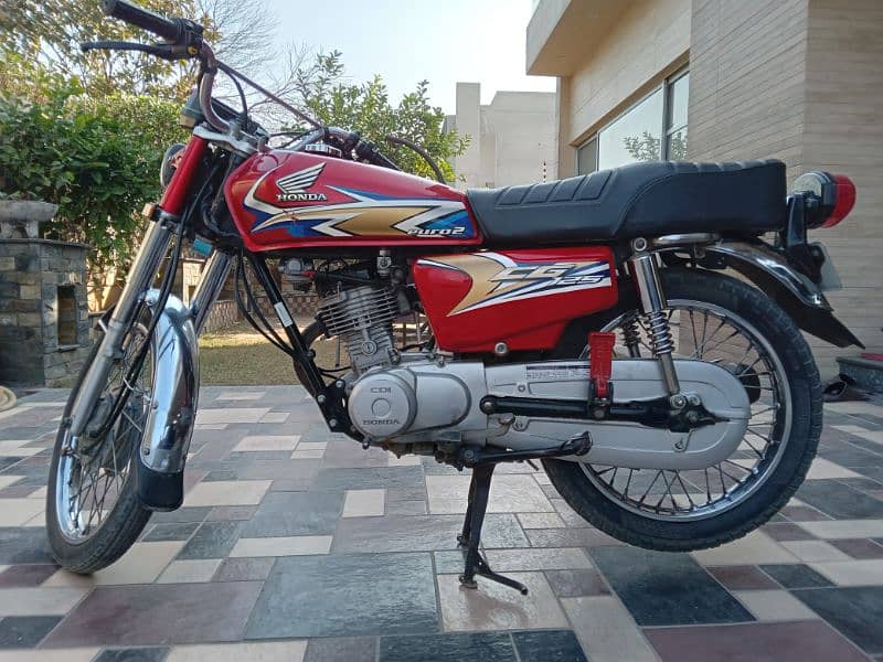 Honda cg 125  2020  35000 km 3