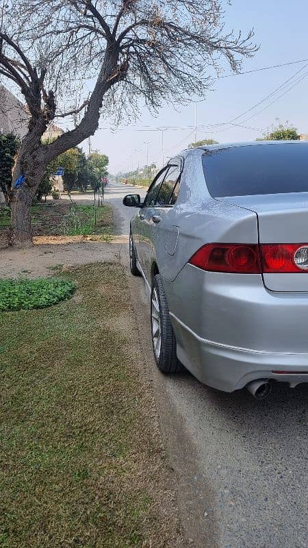 Honda Accord 2003 cl9 read add 11