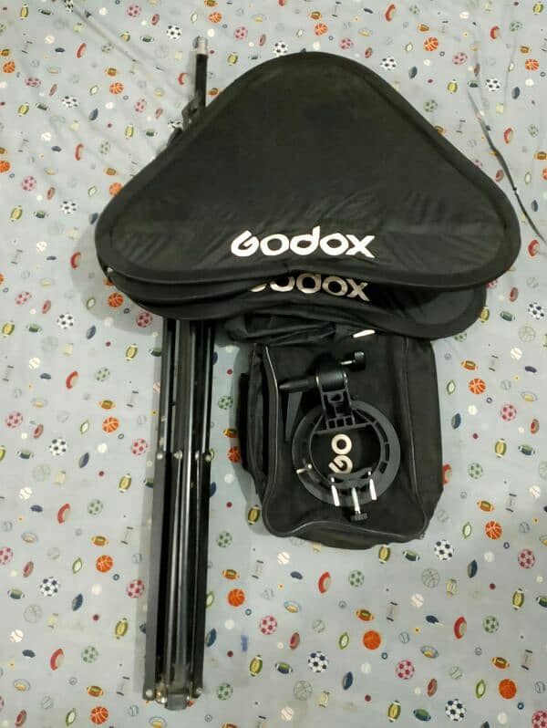 apkina flesh & godox folding softbox 60×60+ stand good condition 7