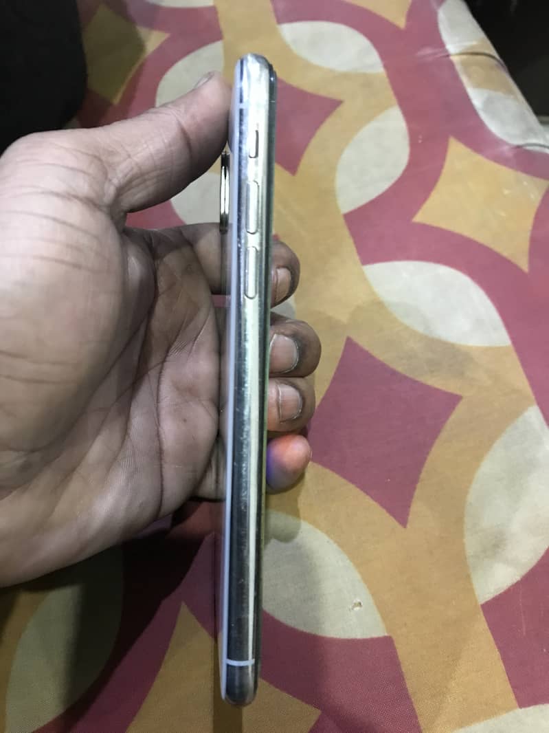 Apple iPhone X 64 GB PTA approved with box 3