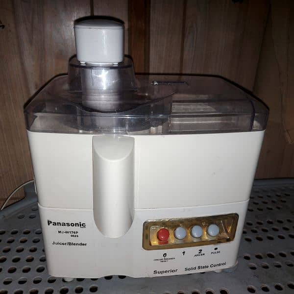 Panasonic Juicer Blender with Box 1