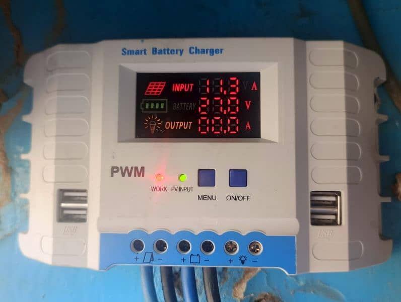 Solar PWM Digital Charge Controller 30A 1