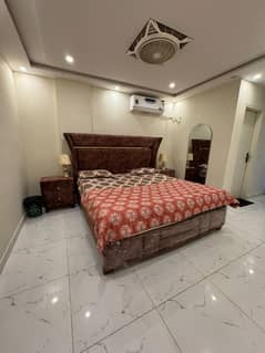 One bedroom apartments daily basis laxusry short stay apartment available for rent in bahria town