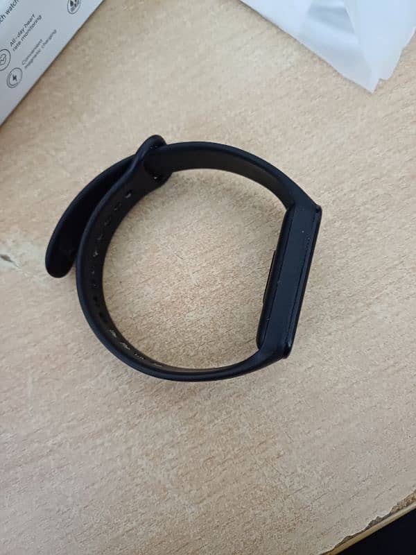 Xiaomi Smart Band 8 Active 2