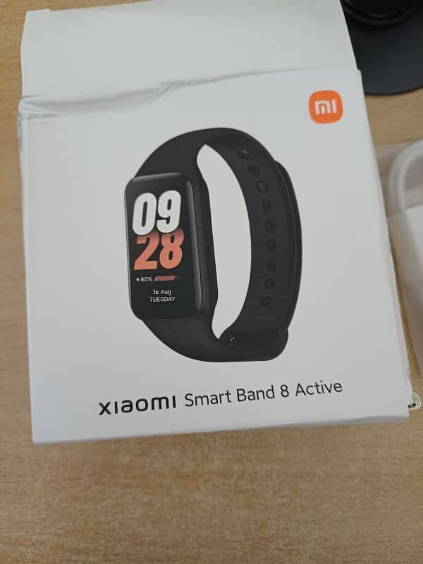 Xiaomi Smart Band 8 Active 5