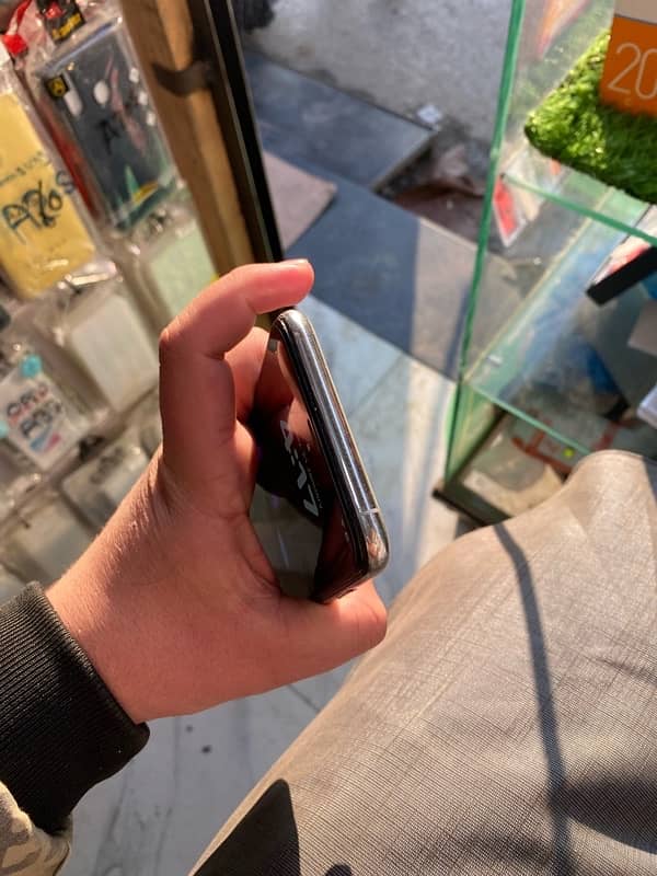 iphone xs max non pta 64gb 0313 5966890 is number prr rabta karo 2