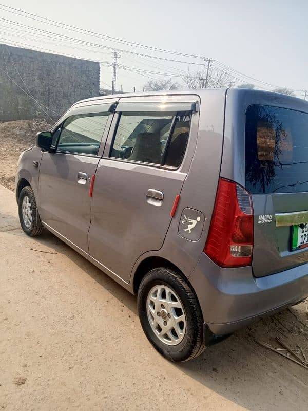 Suzuki Wagon R 2017 5