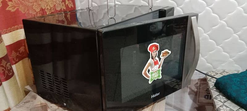 Haier grill and convection microwave oven 3