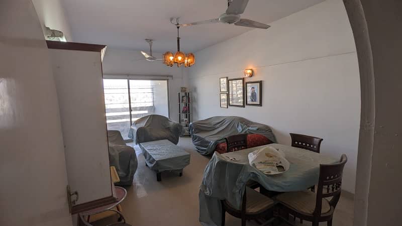 rufi lake three bed dd apartment for sale in johar 1