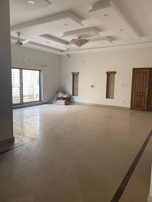 Spacious 3 bed upper portion for rent (Direct tentent only) 3