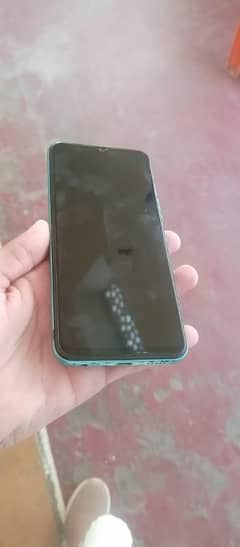 Tecno Spark 8c 4+2gb Ram 128gb storage good condition whats03117119984