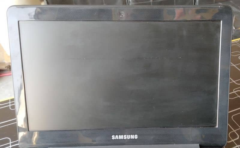 Samsung Chromebook 500C|2/16GB|1.6 GHz|11.6"|5+ hours battery Timing 2