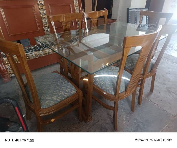 dinning table with 6 chairs 6