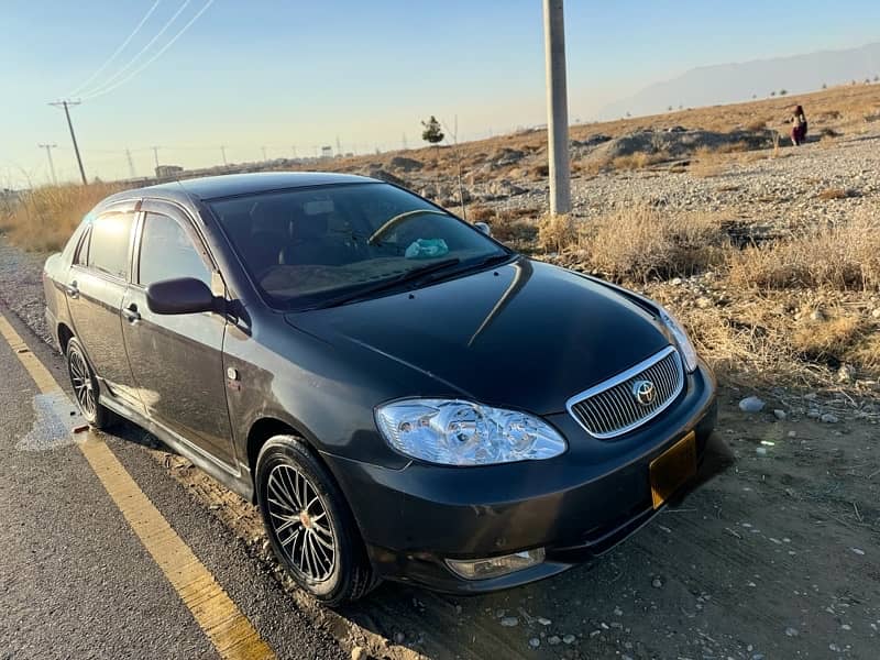 Toyota SE saloon 2004 3