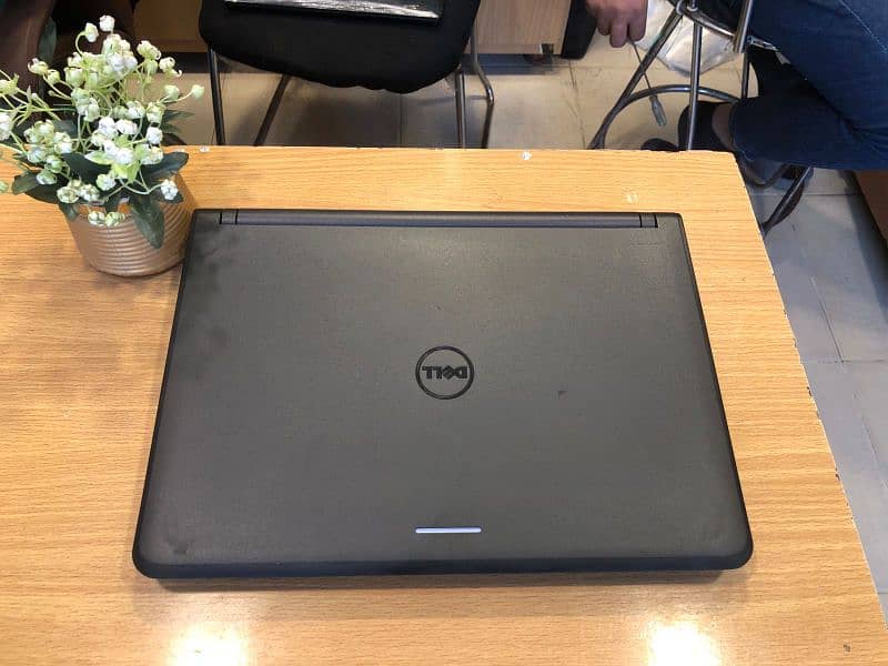 Dell 4th Generation Core i5 Laptop 4