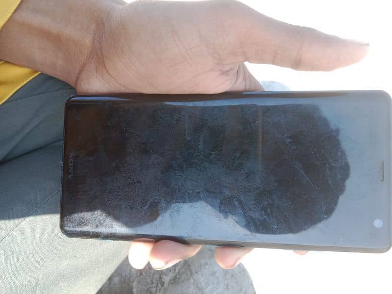 Sony xperia xz3 Speaker not work 9/10 condition Only serious buyer 1