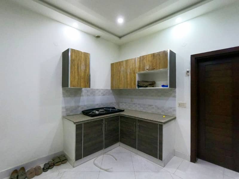 Ideally Located House Of 1 Kanal Is Available For sale In Lahore 19