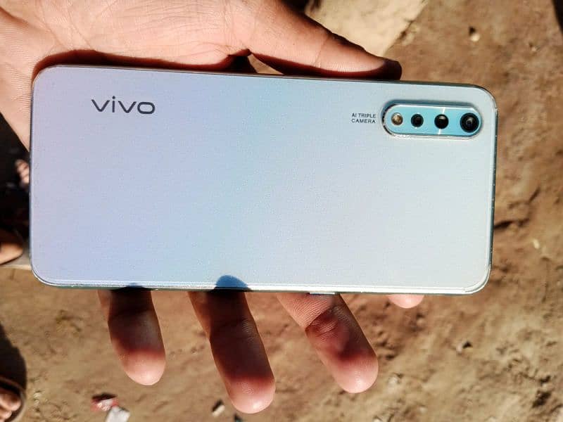 vivo s1 8 256 2