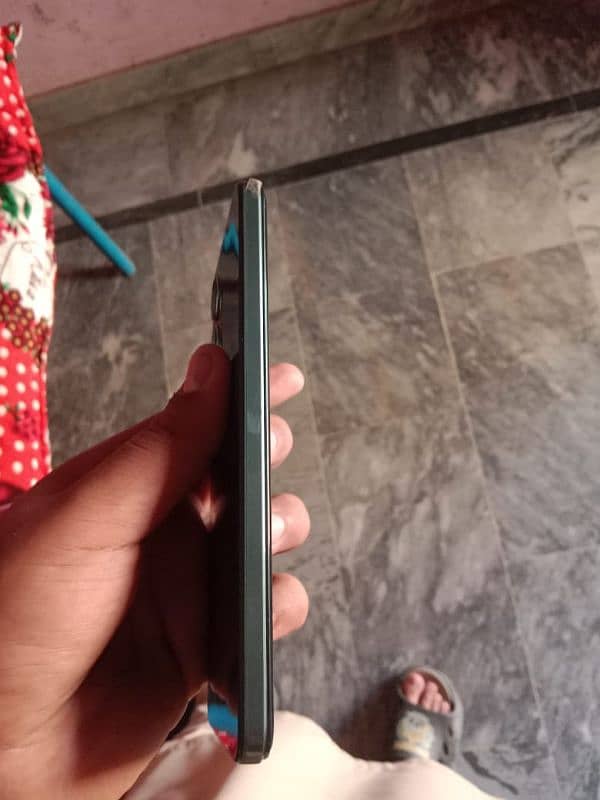 Vivo y17s one hand use 5