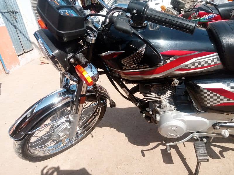 2024 modal 125 good condition 8