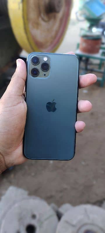 iPhone 11 pro 64GB factory unlocked 2